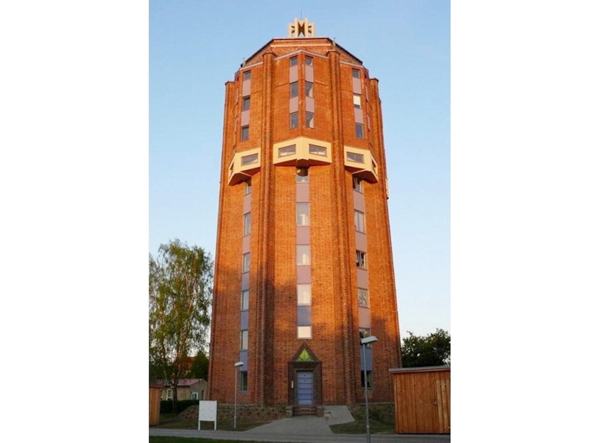 Apartment In The Water Tower, Güstrow Buitenkant foto